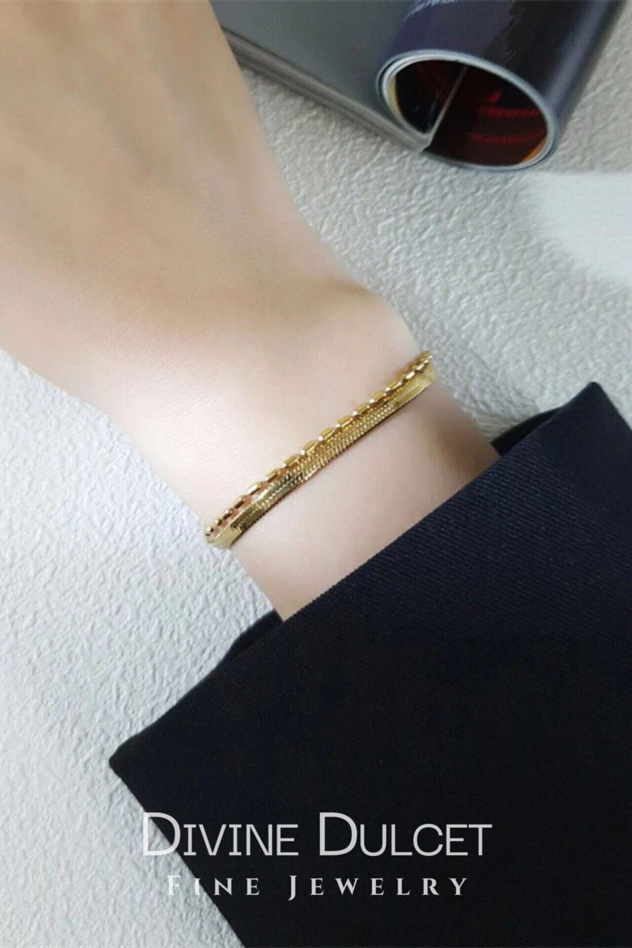 18 Karat Gold Two-Layer Flat Chain Bracelet