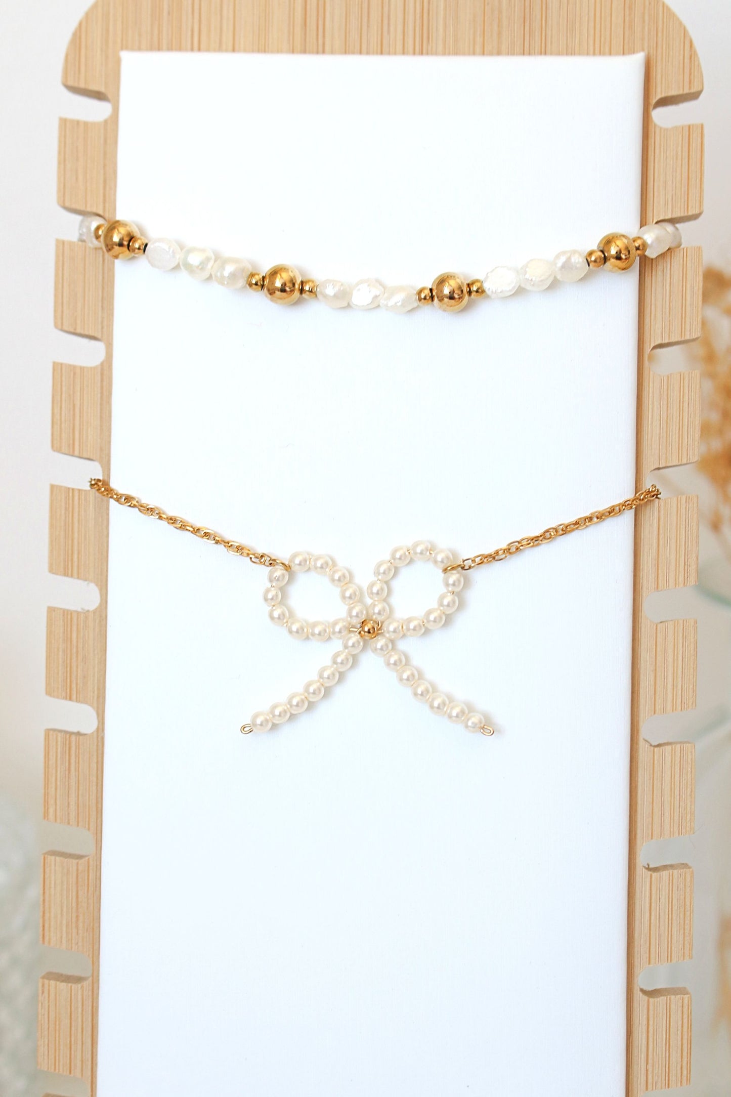 Miss Coquette | 24K Gold Pearls Bow Necklace – A Touch of Elegance