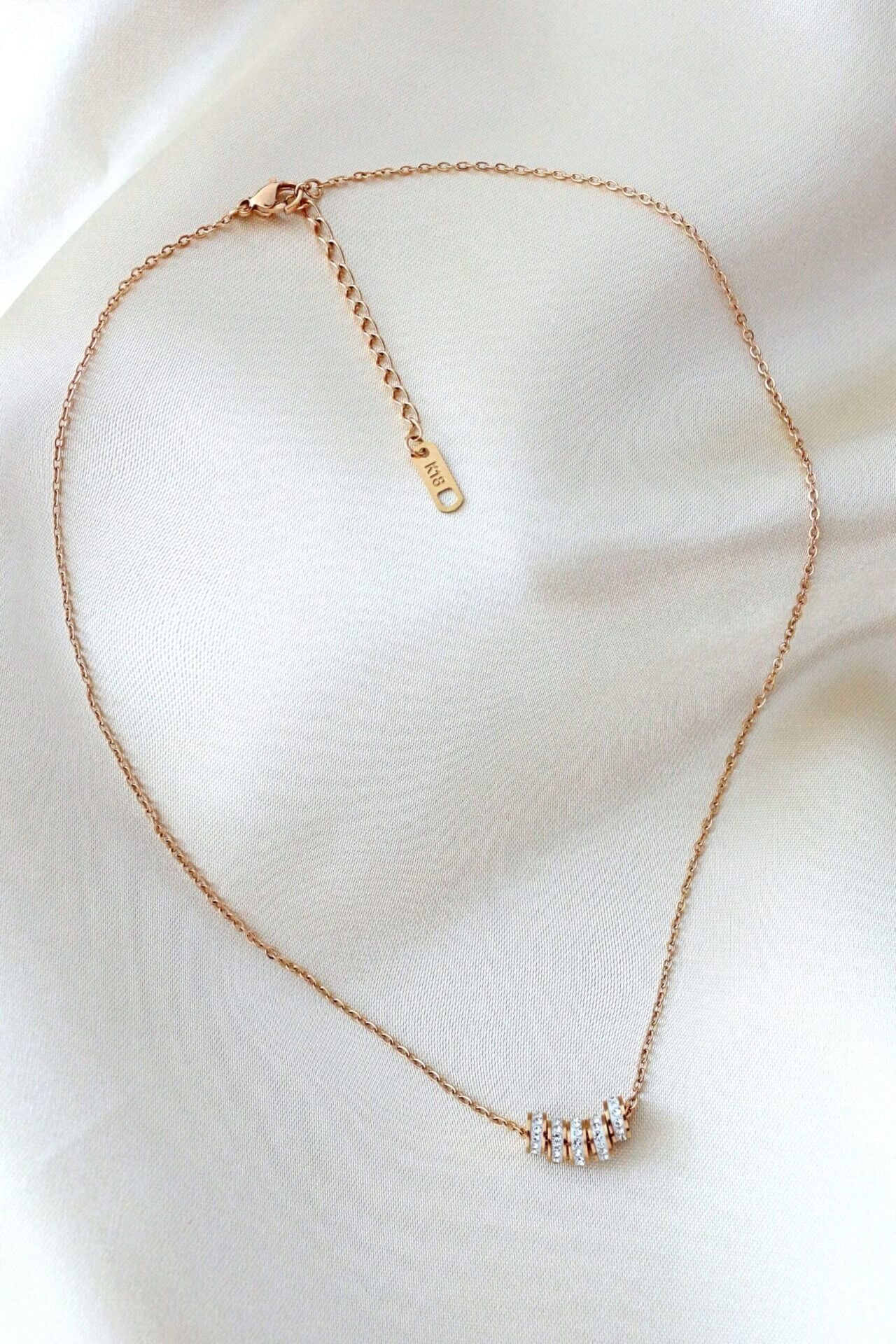 18K Rose Gold Filled Necklace – Elegant Minimalism with a Touch of Sparkle