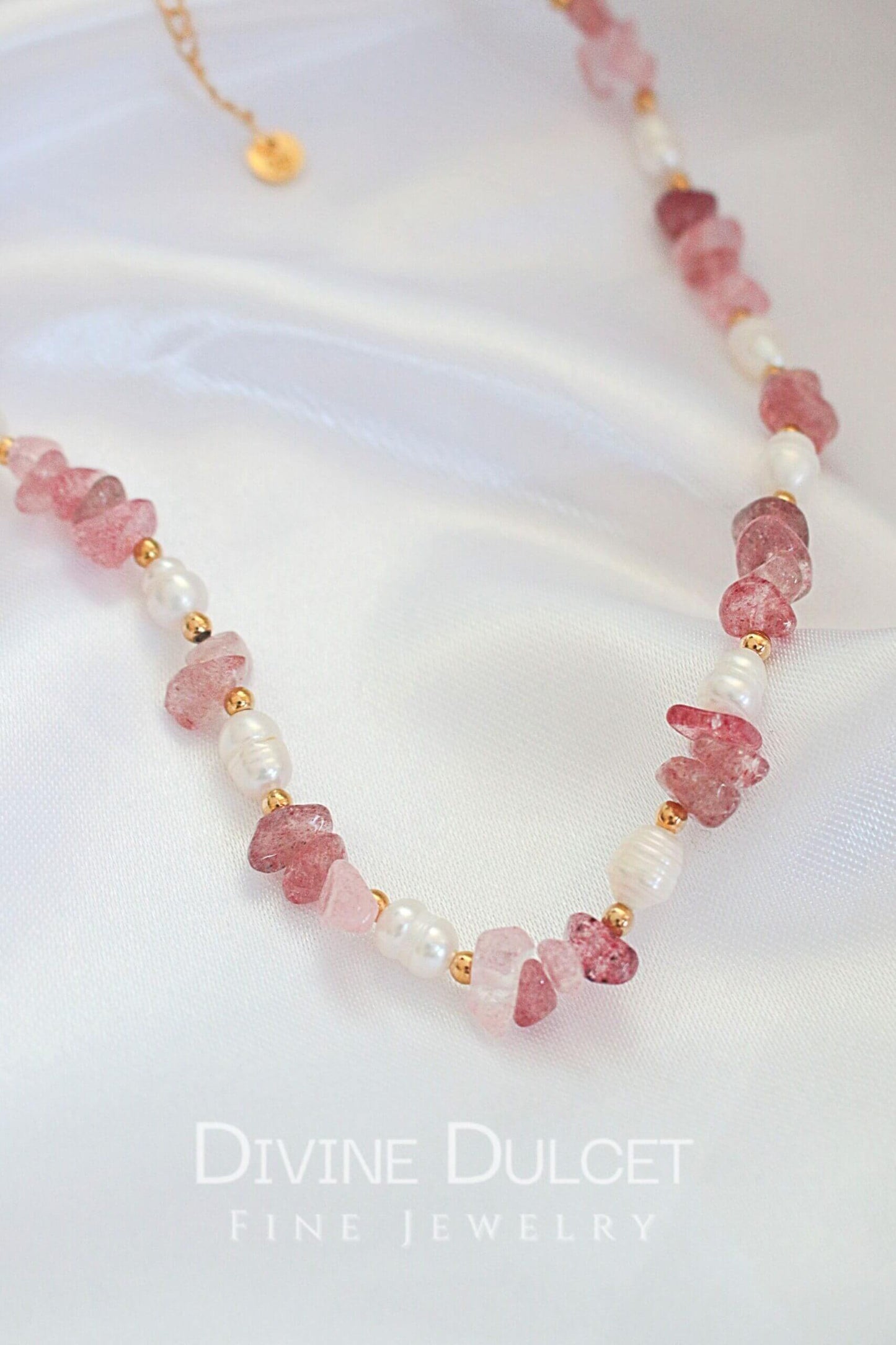 Natural Strawberry Quartz & Freshwater Pearl Choker – A Touch of Elegance & Spiritual Energy