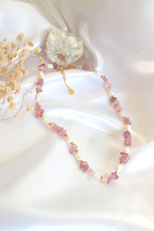 Natural Strawberry Quartz & Freshwater Pearl Choker – A Touch of Elegance & Spiritual Energy