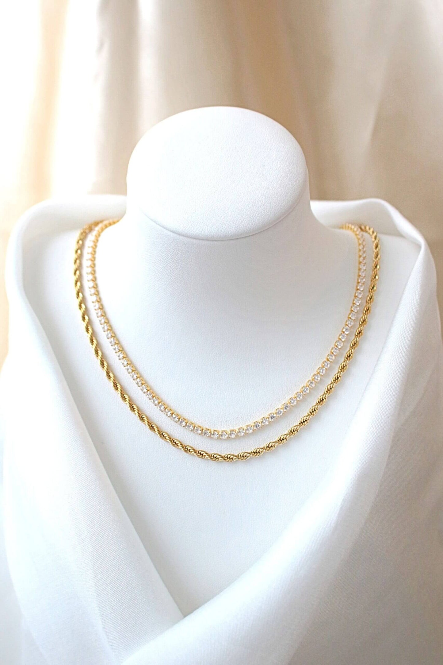 24K Twisted Rope Chain Necklace – Timeless Elegance