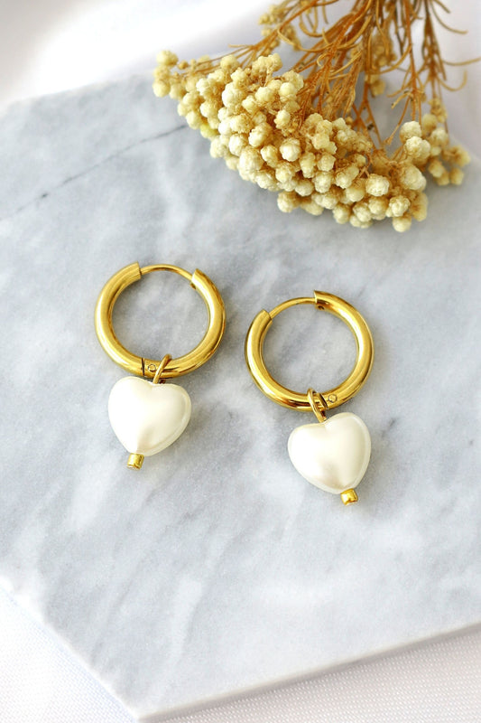 24K Gold-Plated Pearl Heart Hoop Earrings – Aesthetic Elegance