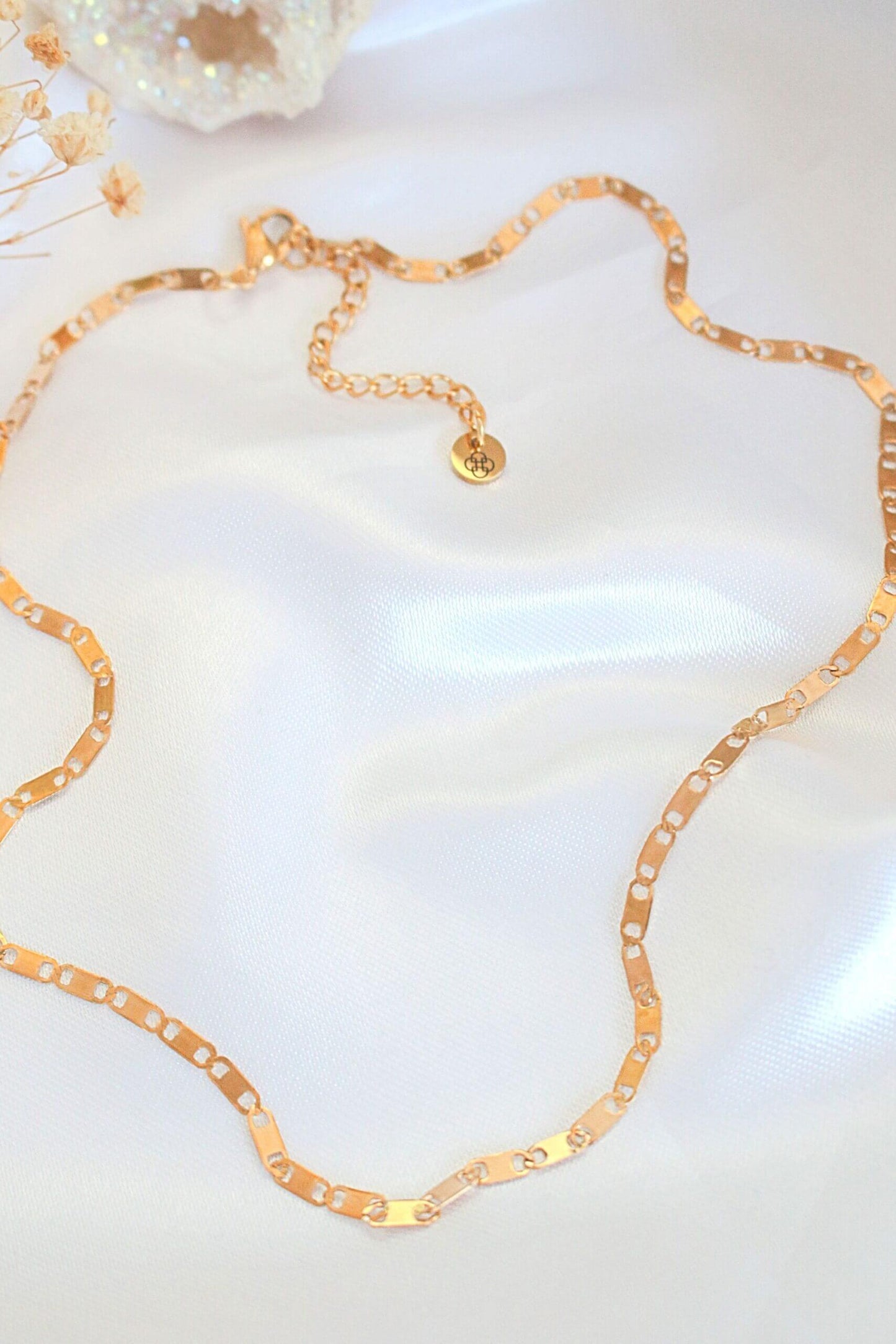 24 Karat Gold Flat Link Chain Choker – Elegance Meets Versatility