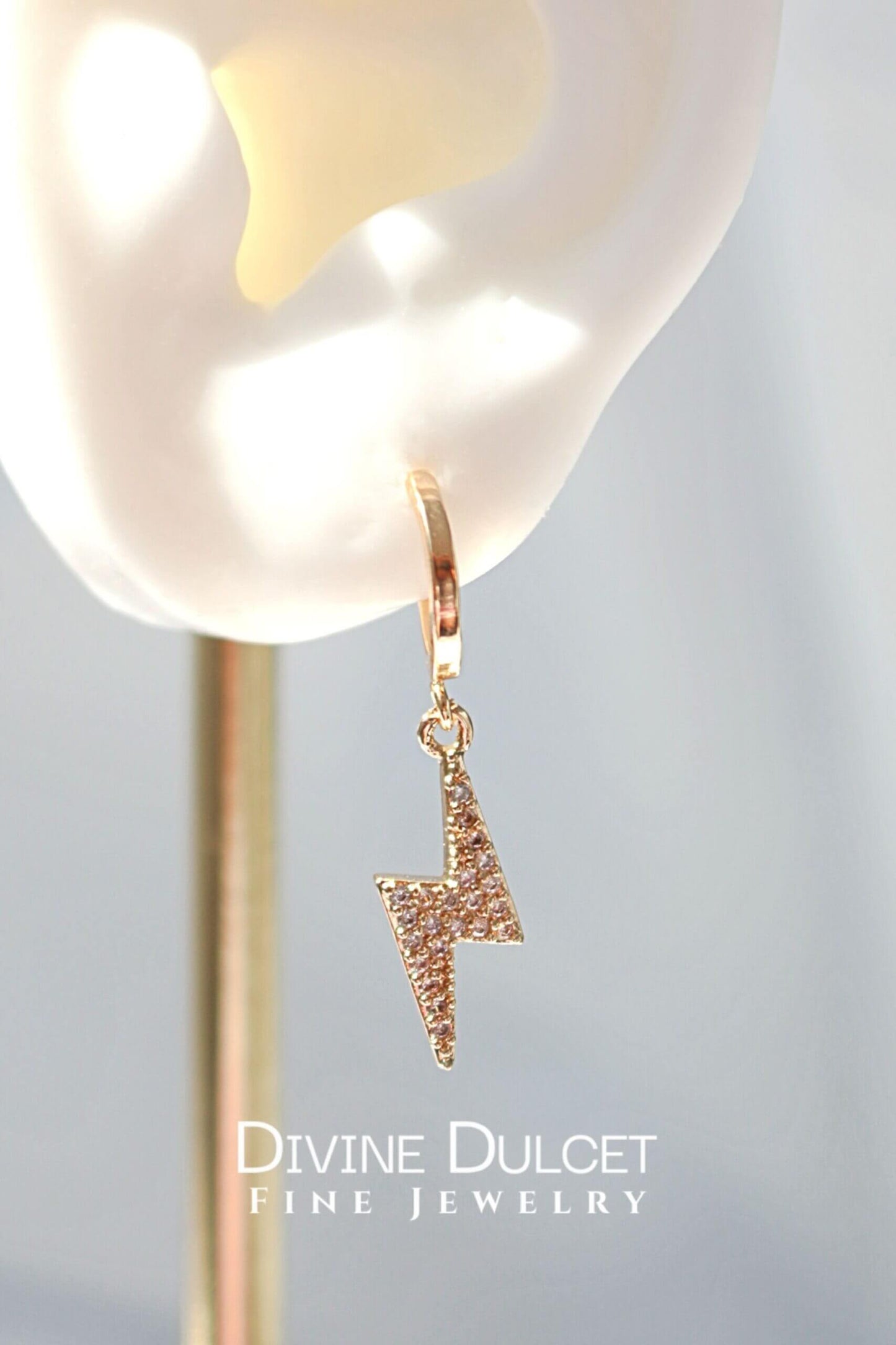 24K Gold Lightning Bolt Earrings – Dazzling & Electrifying Style