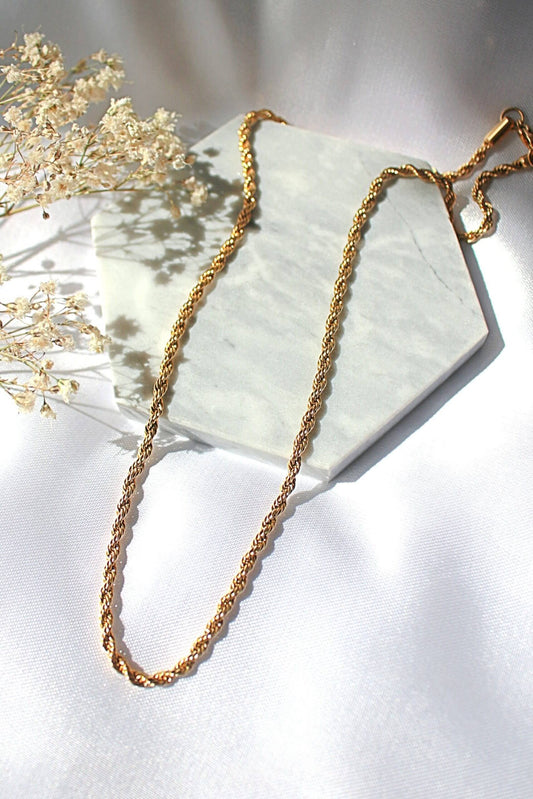 24K Twisted Rope Chain Necklace – Timeless Elegance