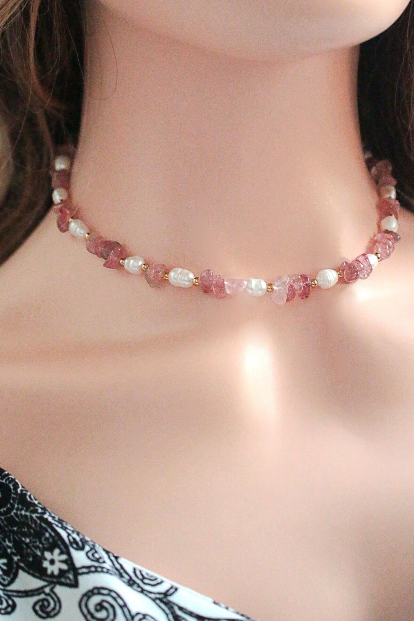 Natural Strawberry Quartz & Freshwater Pearl Choker – A Touch of Elegance & Spiritual Energy